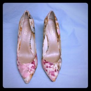 Women's Pumps